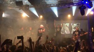 Многоточие. ХХ лет - Щемит в душе тоска live (Glastonberry)