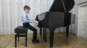 Н. Торопова "Смешные пингвинчики" исполняет: Чаталян Михаил