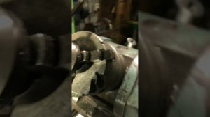 Нарезание зубьев на конической шестерни  с вфг 676 фрез. станка.