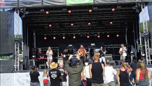 Johan Piribauer & Gruvtolvan - Stranden. Live - Rock Out Wild 2014 смотреть онлайн