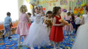 МКДОУ52 р.п.Дружинино Танец Маленькая страна Выпускной в ДОУ воспитатель Кулик Ю.Н.