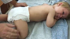 Когда малыш в 1 год пошел в поликлинику к врачам. When the baby in 1 year went to the doctors.