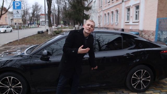Toyota Camry - с замахом на бизнес-класс смотреть онлайн