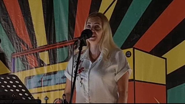 А сильные люди ломаются тихо (очень сильное стихотворение Ирины Самариной) смотреть онлайн