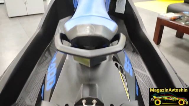 Гидроцикл BRP SEA DOO SPARK 2UP 90 IBR TRIXX смотреть онлайн