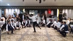 Зейбек-микс.