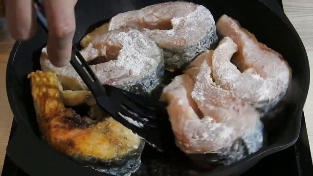 Посмотри как просто и вкусно можно приготовить рыбу/Запекли в духовке Белого Амура смотреть онлайн
