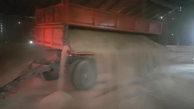 Приехал овес для посадки смотреть онлайн