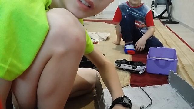 Как я востанавливаю свой пластикавый компютер 1 часть смотреть онлайн