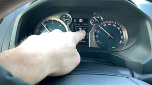 Какой расход топлива Прадо 150  2019 / На 100км 9л Дизель Новый Toyota Land Cruiser Prado