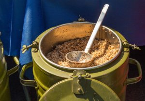 Видео с Фронта ...  Полевая Кухня ......