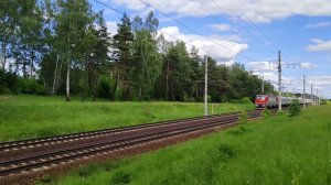 Сильно опаздывающий поезд Самара - Санкт-Петербург под электровозом ЭП20 - 053