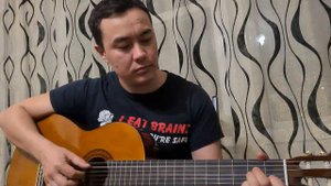 Уголек - на гитаре. Lx24