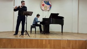 И.С.Бах."Ария" из Оркестровой Сюиты No.3/Романов Василий(флейта), Хисамова Наталья (фортепиано).