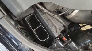 Бубнит в районе воздушного фильтра AUDI A6 C5 1.9 tdi AWX