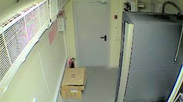 Привидение в серверной смотреть онлайн