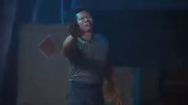 Ван Дамм против Боло Йенга ( Двойной удар) смотреть онлайн