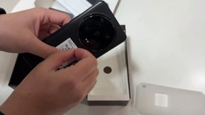 Xiaomi Mi 14 Ultra is "one step ahead" and simple to unbox | Xiaomi 14 Ultra black