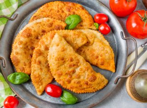 СОЧНЫЕ ВКУСНЫЕ ЧЕБУРЕКИ ?