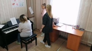 Урок академического пения по теме " Работа над певческим дыханием. Понятие "Кантилена".