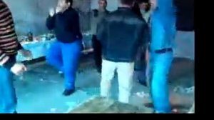 Национальный азербайджанский танец))))