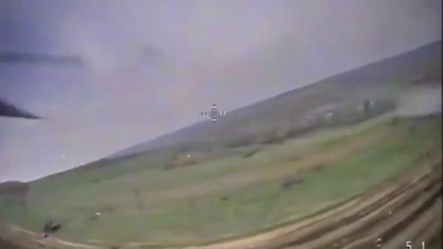 Поражение автомобиля ВСУ, FPV дроном.