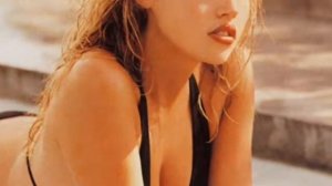 Estella Warren