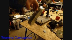 Ручная дисковая пила из обычной болгарки! Своими руками.