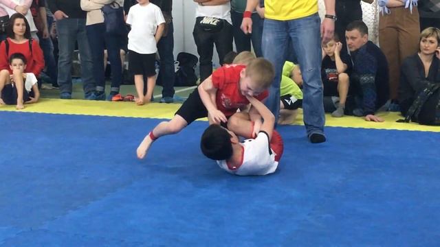 IMG 6999 Виталя 4 смотреть онлайн