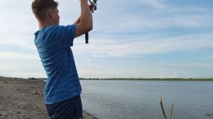 Рыбалка в Хантах ХМАО п. Каменное , р. Обь, Протока Ендырская. Ловим рыбу 2 Часть.