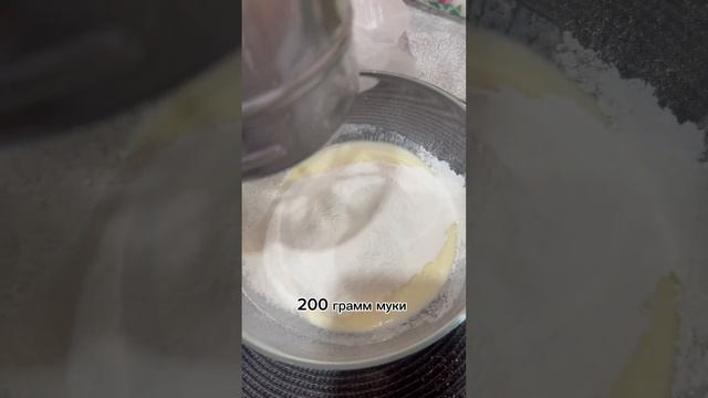 Оладьи на кефире . Легкий завтрак смотреть онлайн