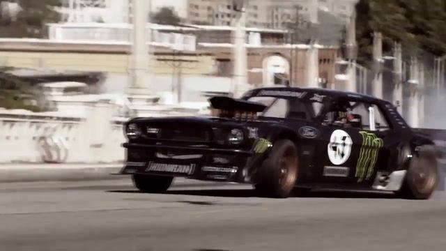 Кен Блок как всегда удивляет. смотреть онлайн