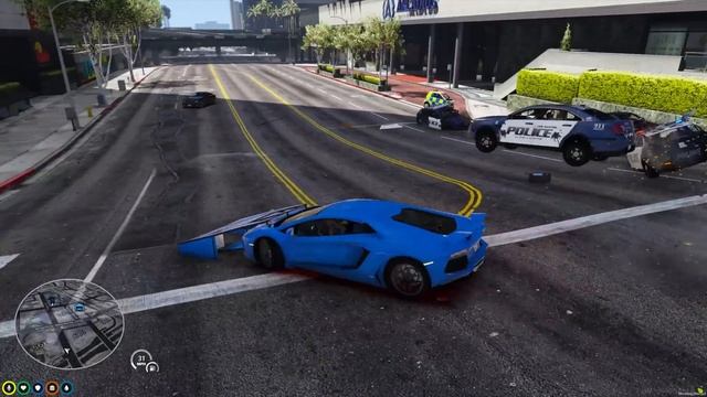 Robbing Banks with Invisible Ramp Car on GTA 5 RP смотреть онлайн