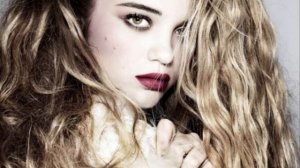 Sky Ferreira-American Dream