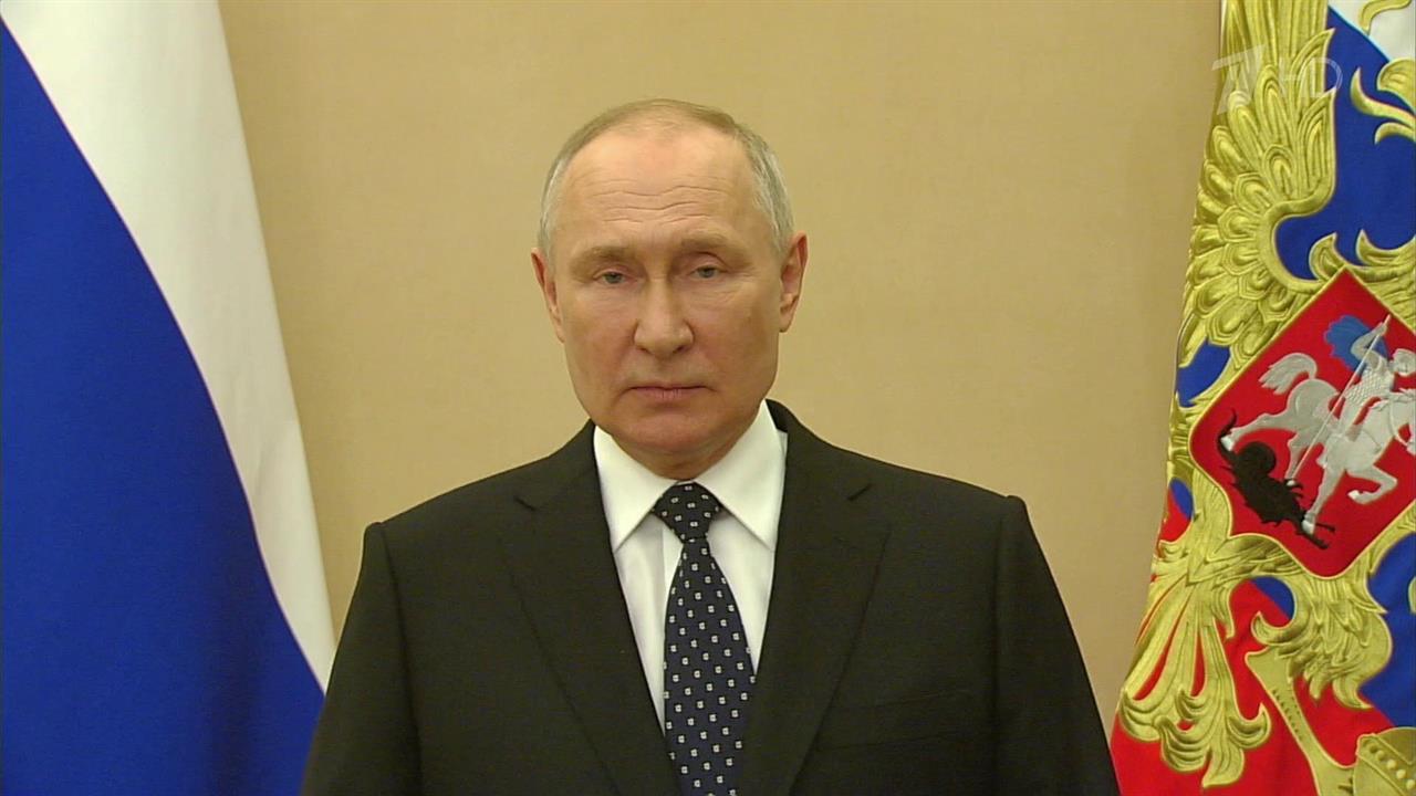 Владимир Путин поздравил с профессиональным праздником военнослужащих Сил специальных операций