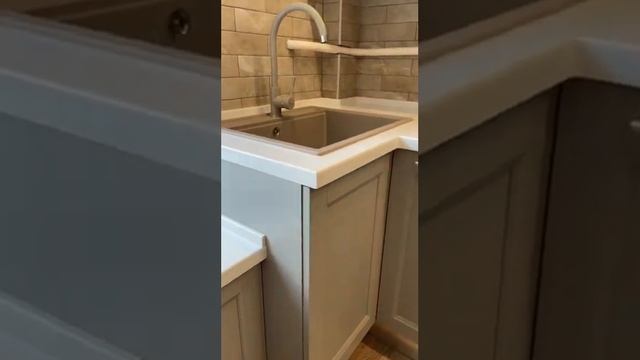 Кухня из массива с необычными фасадами. #кухни #kunhnipriroda #кухниназаказ