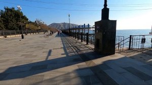 СУДАК - я не ожидал такого от погоды. Самая тёплая ЗИМА в Крыму. Показываю всю правду про Крым.