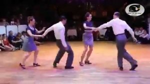 Синхронные танцы