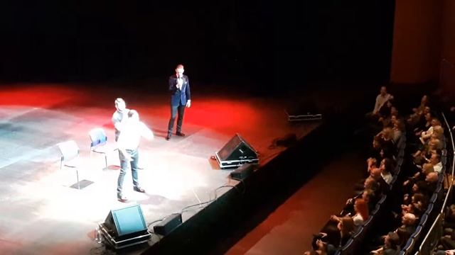 А.Ревва и Галустян в Таллине (27.11.2016) 13 смотреть онлайн