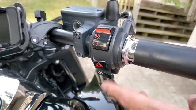 StartUp video 2014 Honda Goldwing GL1800C F6C Valkyrie with short Exhaust смотреть онлайн