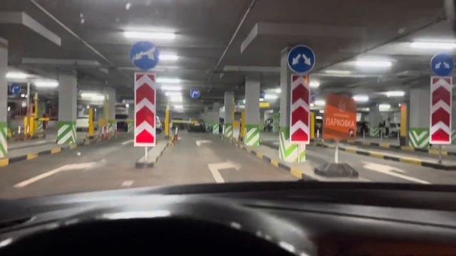 Заезжаем в Шереметьево D со стороны Дмитровского Шоссе через Новое шоссе. смотреть онлайн