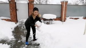 Все бабы как бабы, а моя Богиня))