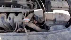 что находится внутри машины?(hyundaI I 20)