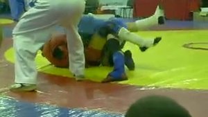 Чемпионат СПБ по боевому самбо 2010 .финал 74кг