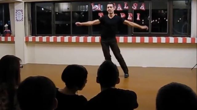 Anton : salsa solo impro смотреть онлайн