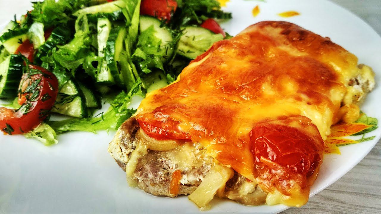 Мясо по этому рецепту получается сочным,ароматным и очень вкусным