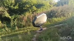 Обзор лёгкой ПВХ лодки ЛАС Малек от молодого поколения. Накачиваем, несем на водоем, ловим щуку!
