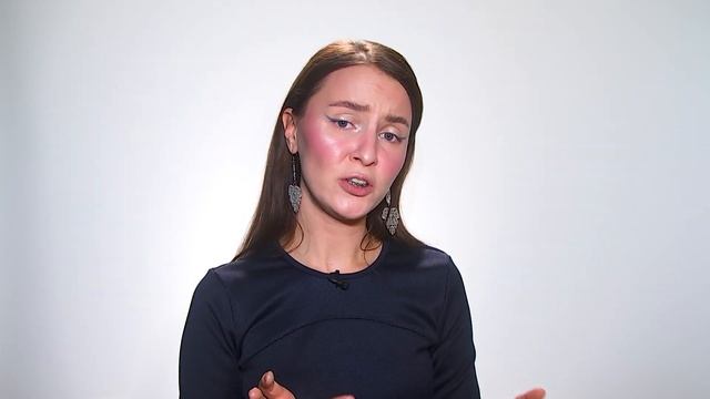 новогодний морозный макияж "i'm cold" с глиттером / 2022 смотреть онлайн