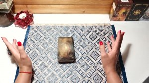 УЙТИ ИЛИ ОСТАТЬСЯ⁉️ ЧТО ОН ЗАДУМАЛ⁉️ ♣️Таро расклад. Обучение Таро.