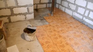 Как уложить плитку на пол в частном доме ч.2
